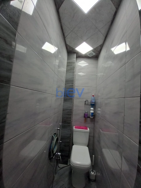 Satış 4 otaqlı Köhnə Tikili bina evi  118m², Sumqayıt