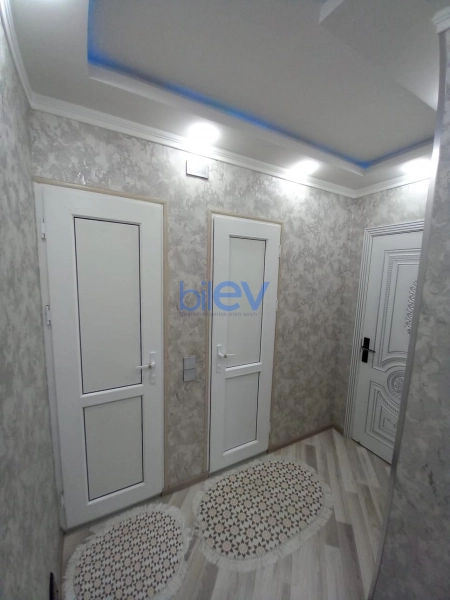 Satış 4 otaqlı Köhnə Tikili bina evi  118m², Sumqayıt