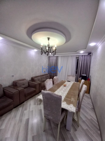 Satış 4 otaqlı Köhnə Tikili bina evi  118m², Sumqayıt