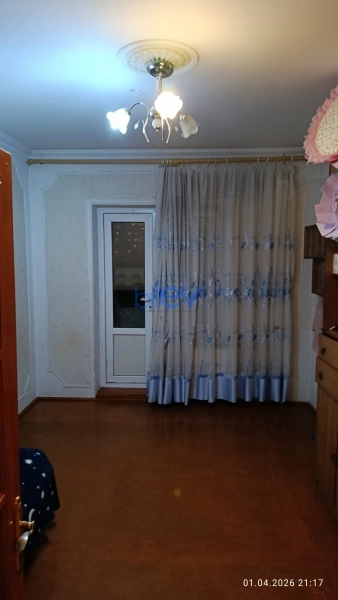 Satış 4 otaqlı Köhnə Tikili bina evi  110m², Bakı