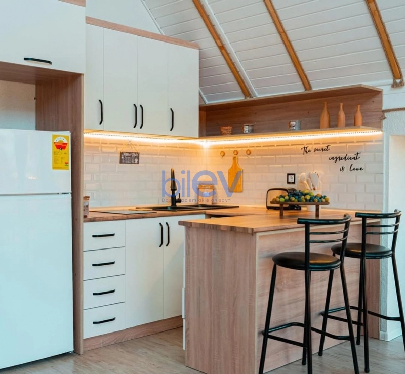 Günlük Kirayə 3 otaqlı Bağ evi  90m², Bakı