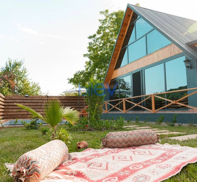 Günlük Kirayə 3 otaqlı Bağ evi  90m², Bakı