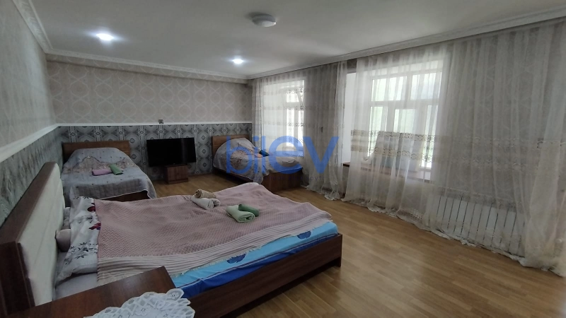 Günlük Kirayə 5 otaqlı Həyət evi  m², Şəki