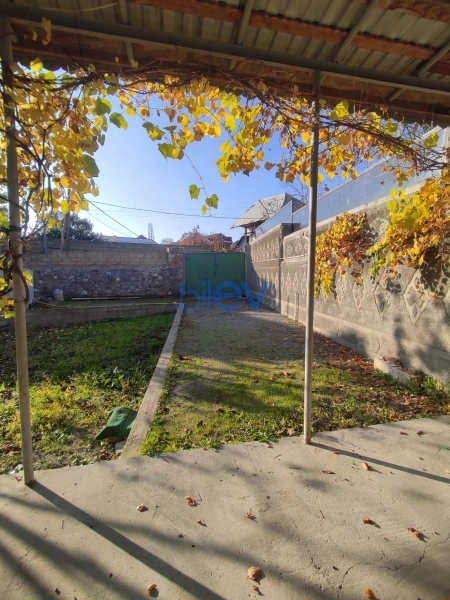 Satış 3 otaqlı Həyət evi  500m², Şəki