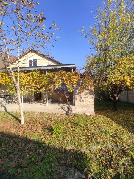 Satış 3 otaqlı Həyət evi  500m², Şəki