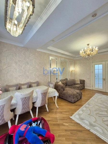 Satış 3 otaqlı Yeni Tikili bina evi  144m², Bakı