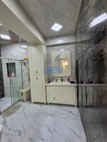 Satış 3 otaqlı Yeni Tikili bina evi  144m², Bakı