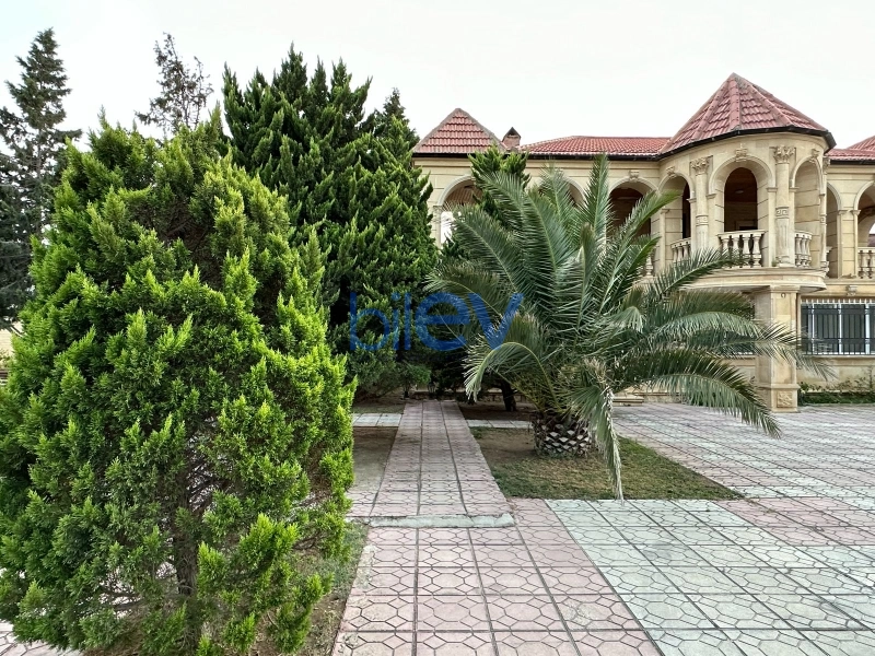 Satış 10 otaqlı Villa  1000m², Bakı
