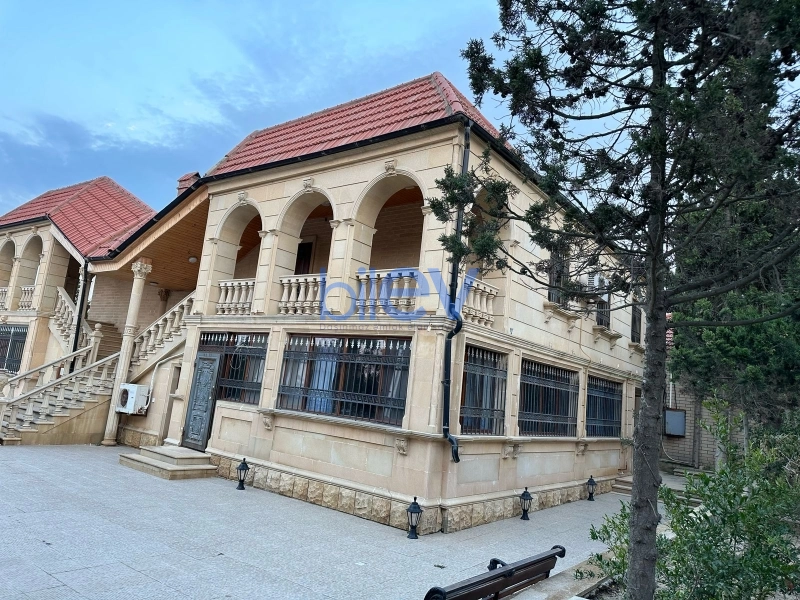 Satış 10 otaqlı Villa  1000m², Bakı
