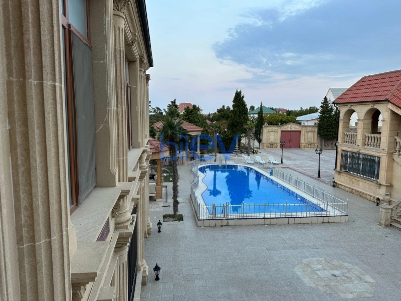 Satış 10 otaqlı Villa  1000m², Bakı