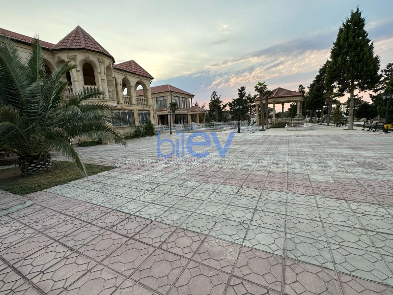 Satış 10 otaqlı Villa  1000m², Bakı