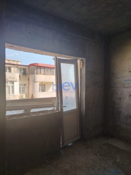 Satış 4 otaqlı Yeni Tikili bina evi  140m², Bakı