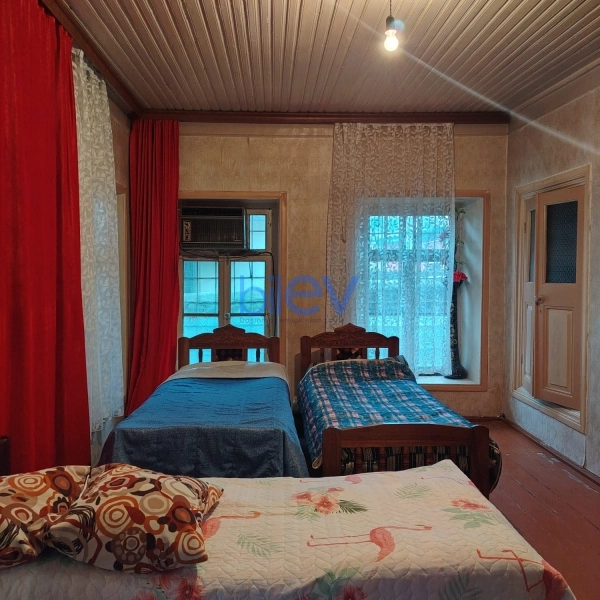 Satış 2 otaqlı Həyət evi  600m², Şəki