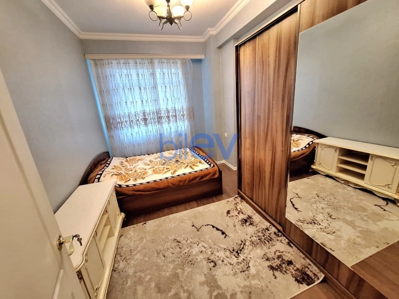 Aylıq Kirayə 3 otaqlı Yeni Tikili bina evi  80m², Bakı