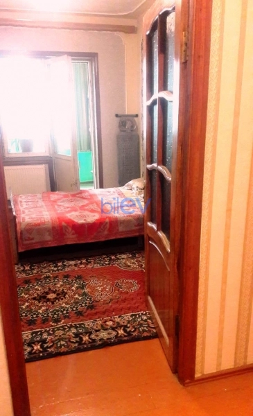 Aylıq Kirayə 3 otaqlı Köhnə Tikili bina evi  65m², Bakı