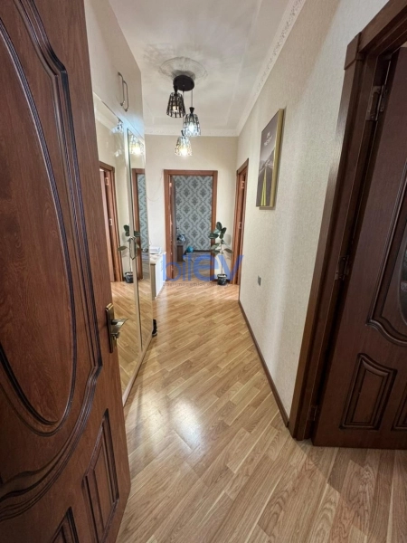 Satış 2 otaqlı Yeni Tikili bina evi  65m², Bakı