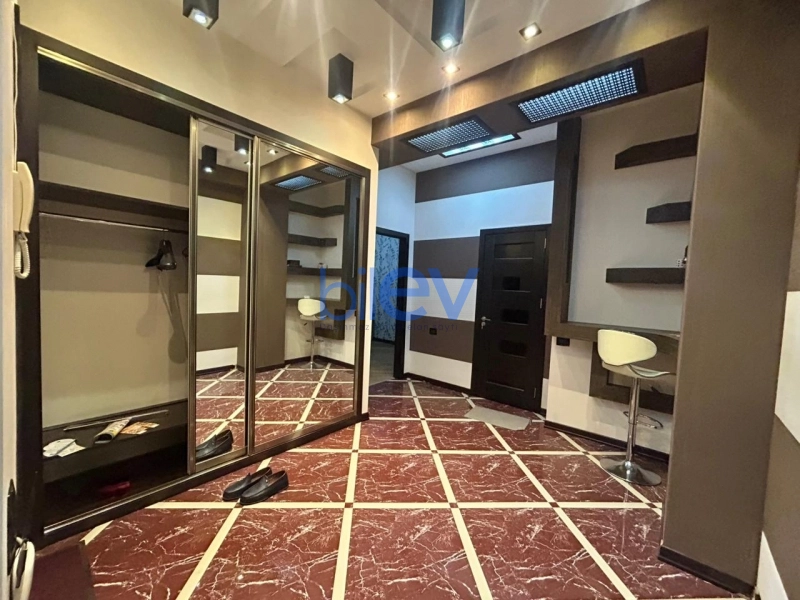 Satış 3 otaqlı Yeni Tikili bina evi  120m², Bakı