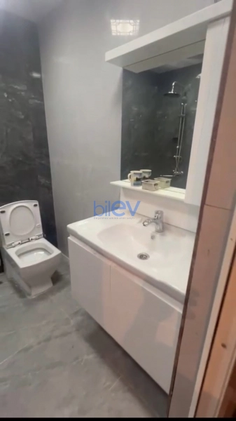 Satış 3 otaqlı Yeni Tikili bina evi  70m², Bakı