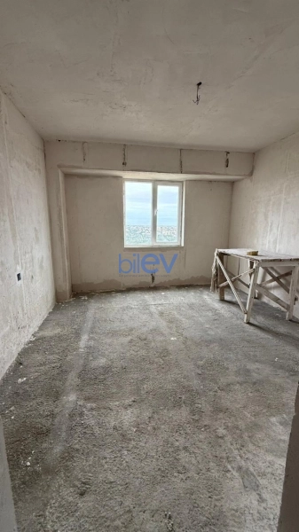 Satış 4 otaqlı Köhnə Tikili bina evi  110m², Bakı