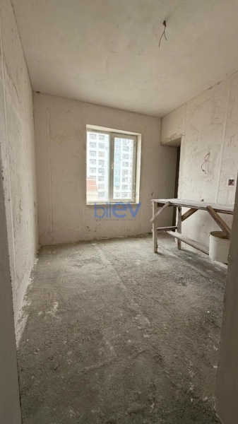 Satış 4 otaqlı Köhnə Tikili bina evi  110m², Bakı