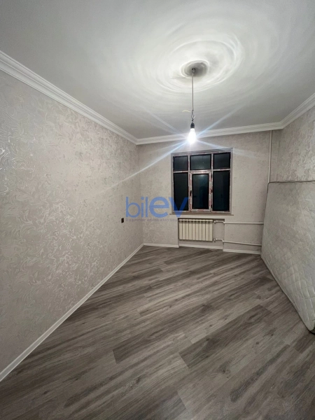Aylıq Kirayə 3 otaqlı Köhnə Tikili bina evi  70m², Bakı