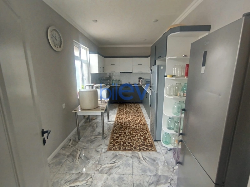 Satış 6 otaqlı Həyət evi  190m², Bakı