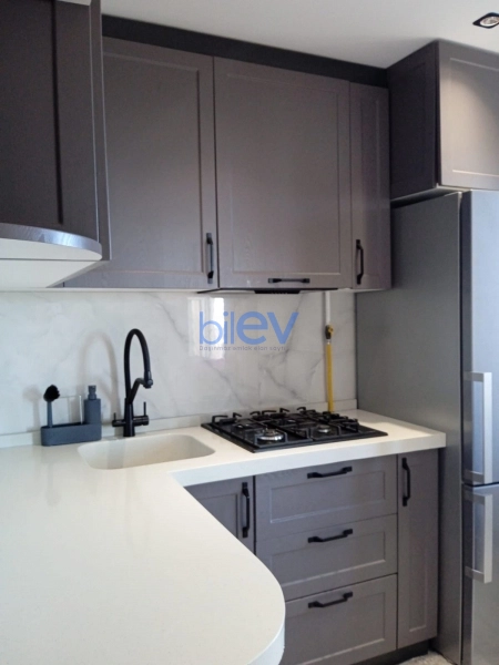 Satış 4 otaqlı Köhnə Tikili bina evi  90m², Bakı