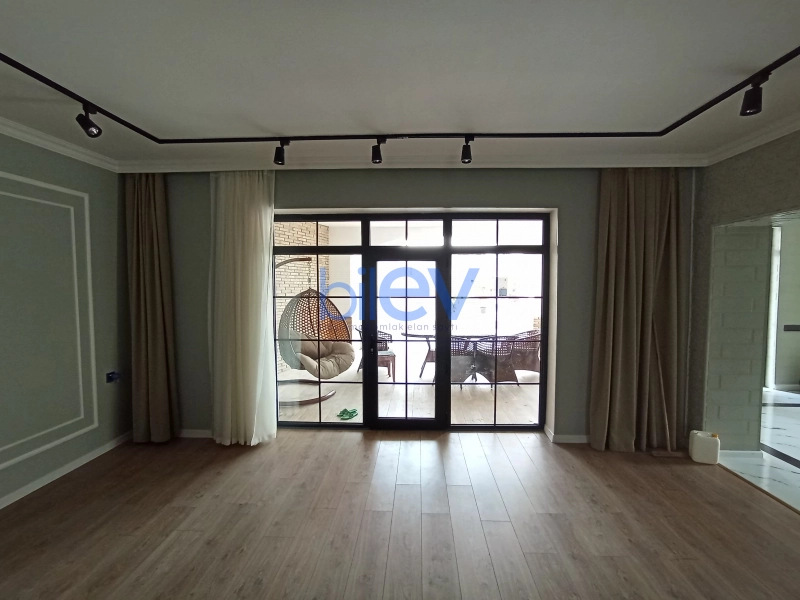 Satış 5 otaqlı Villa  200m², Bakı