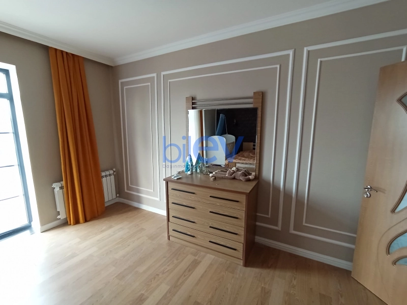 Satış 5 otaqlı Villa  200m², Bakı