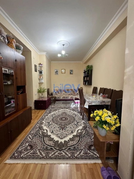 Satış 2 otaqlı Köhnə Tikili bina evi  42m², Bakı
