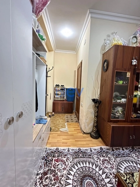 Satış 2 otaqlı Köhnə Tikili bina evi  42m², Bakı