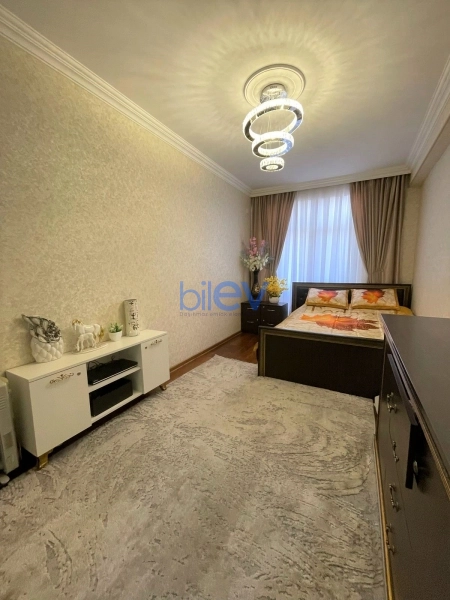 Satış 2 otaqlı Yeni Tikili bina evi  78m², Bakı