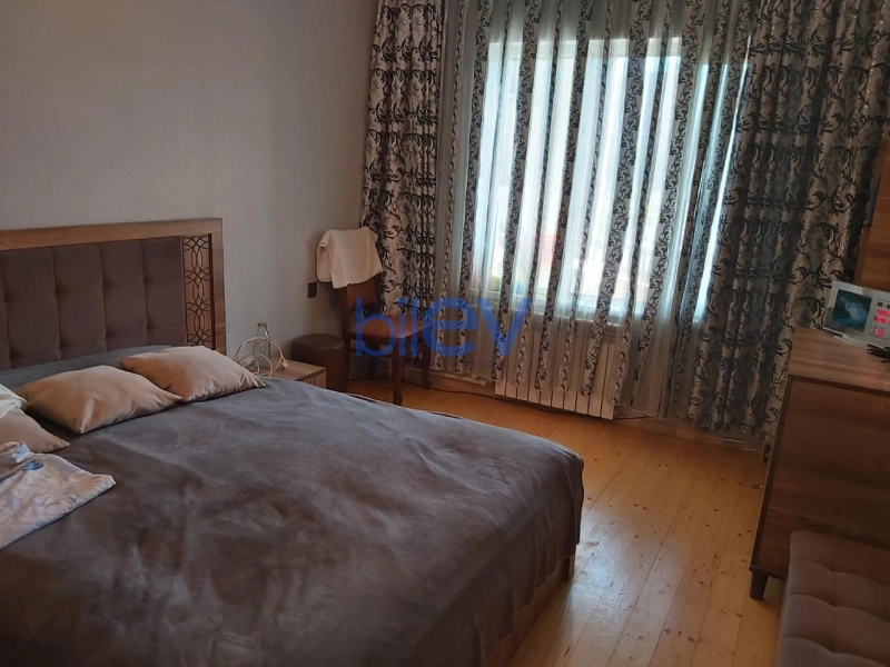 Satış 4 otaqlı Köhnə Tikili bina evi  100m², Bakı