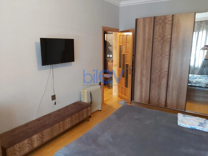 Satış 4 otaqlı Köhnə Tikili bina evi  100m², Bakı