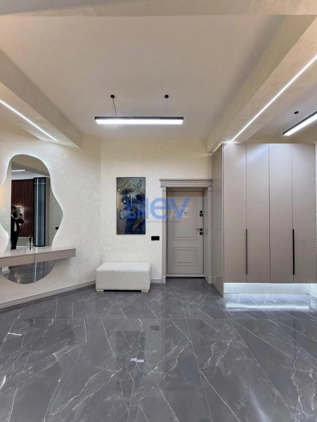 Aylıq Kirayə 2 otaqlı Yeni Tikili bina evi  88m², Bakı