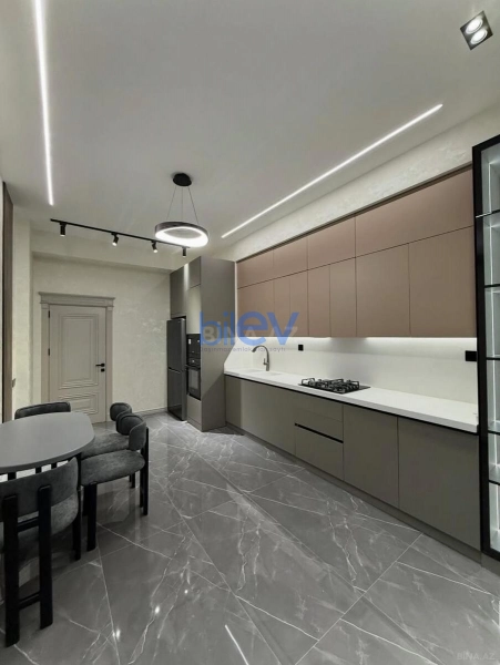 Aylıq Kirayə 2 otaqlı Yeni Tikili bina evi  88m², Bakı