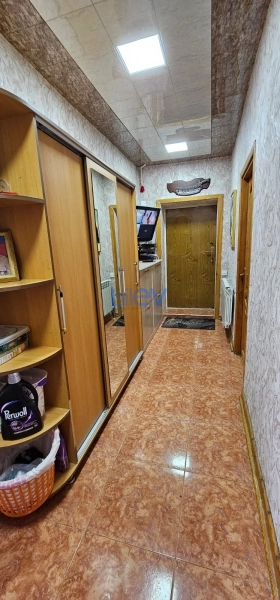 Satış 3 otaqlı Köhnə Tikili bina evi  70m², Bakı