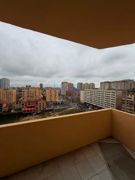 Satış 3 otaqlı Yeni Tikili bina evi  120m², Bakı