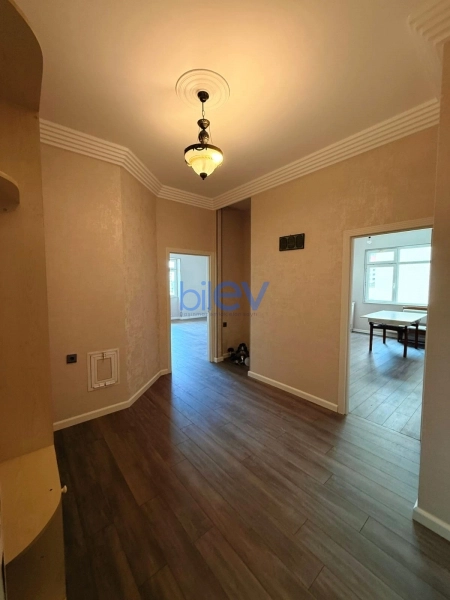 Satış 3 otaqlı Yeni Tikili bina evi  120m², Bakı