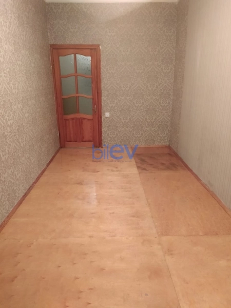 Satış 2 otaqlı Köhnə Tikili bina evi  52m², Bakı
