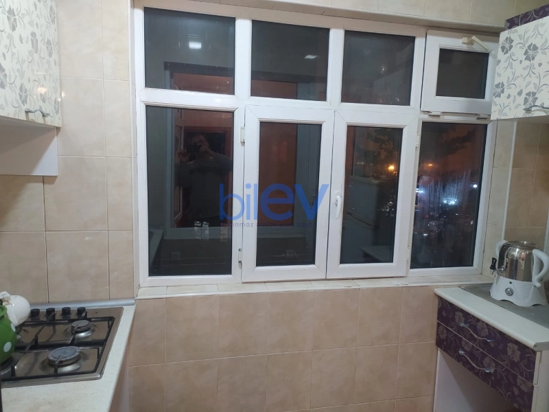 Satış 2 otaqlı Köhnə Tikili bina evi  52m², Bakı