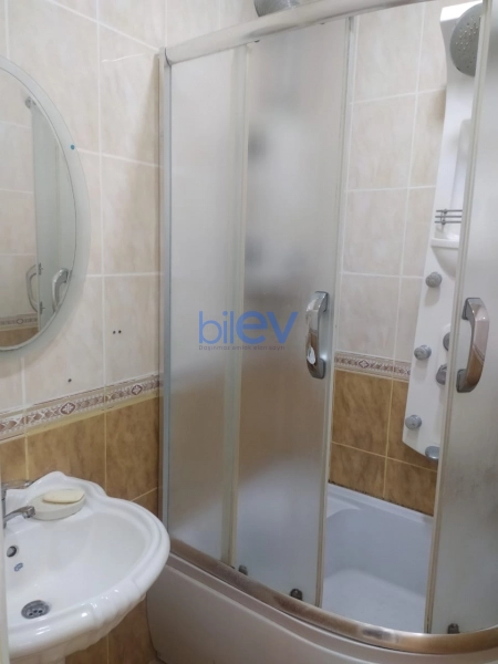 Satış 2 otaqlı Köhnə Tikili bina evi  52m², Bakı