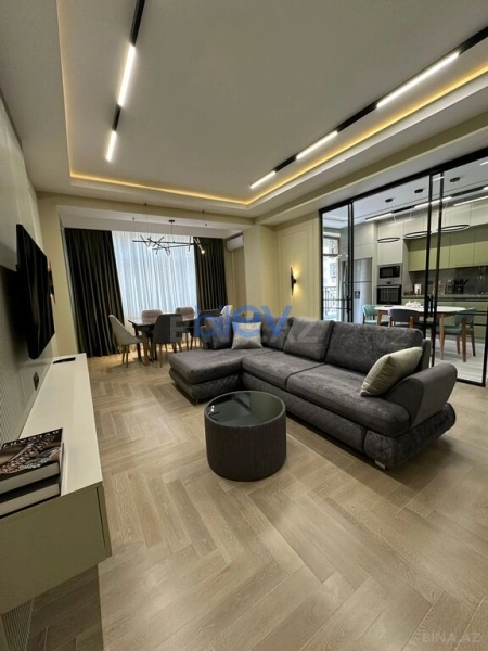 Aylıq Kirayə 2 otaqlı Yeni Tikili bina evi  80m², Bakı