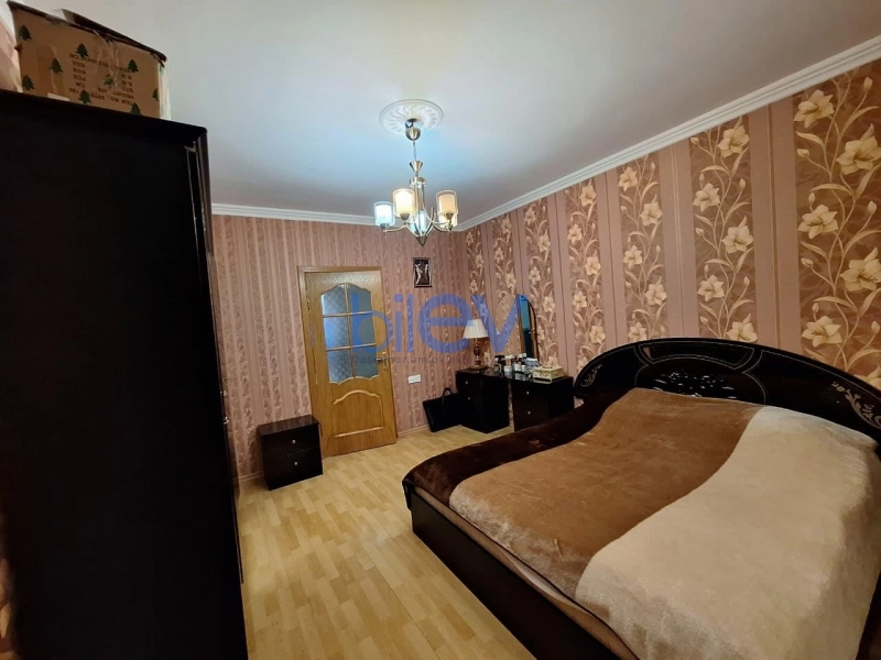 Satış 4 otaqlı Köhnə Tikili bina evi  102m², Sumqayıt