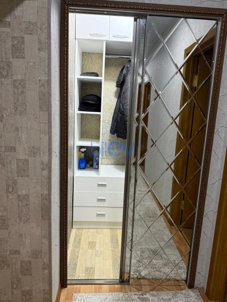 Satış 4 otaqlı Köhnə Tikili bina evi  102m², Sumqayıt