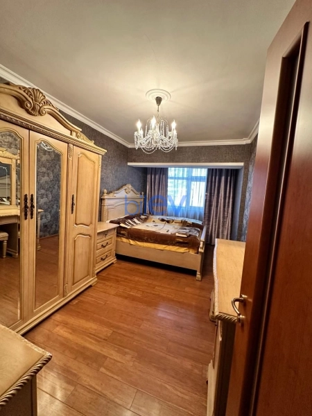 Satış 3 otaqlı Yeni Tikili bina evi  90m², Bakı