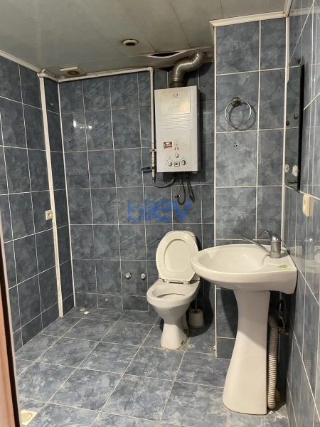 Aylıq Kirayə 1 otaqlı Köhnə Tikili bina evi  30m², Bakı