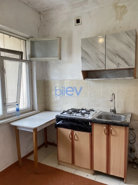 Aylıq Kirayə 1 otaqlı Köhnə Tikili bina evi  30m², Bakı