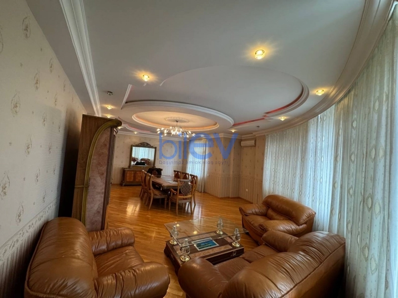 Satış 3 otaqlı Yeni Tikili bina evi  140m², Bakı