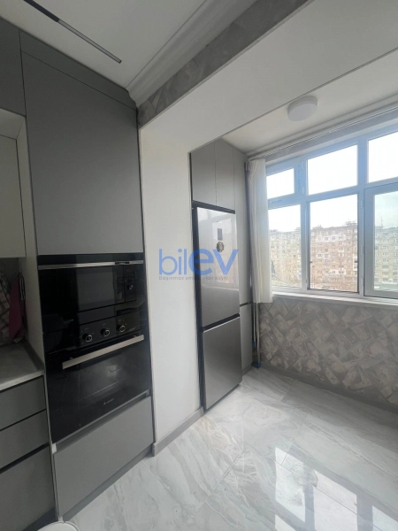 Aylıq Kirayə 3 otaqlı Köhnə Tikili bina evi  85m², Bakı